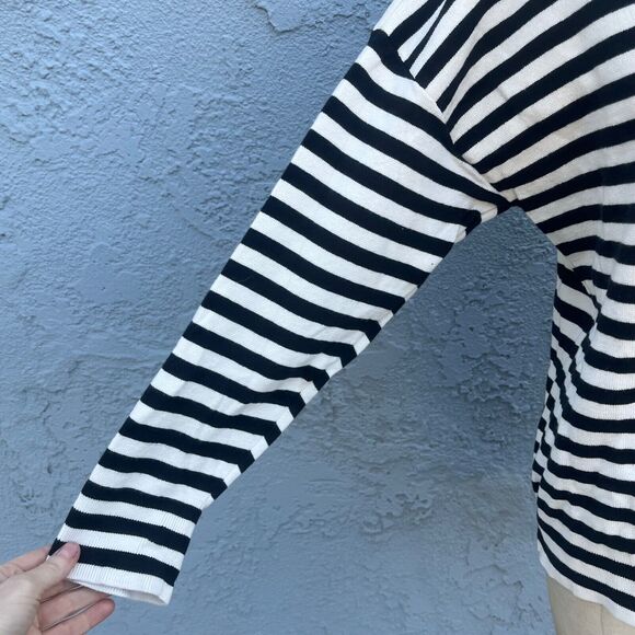 Banana Republic Women's Striped Sweater in Large Minimalist grunge - Picture 7 of 8